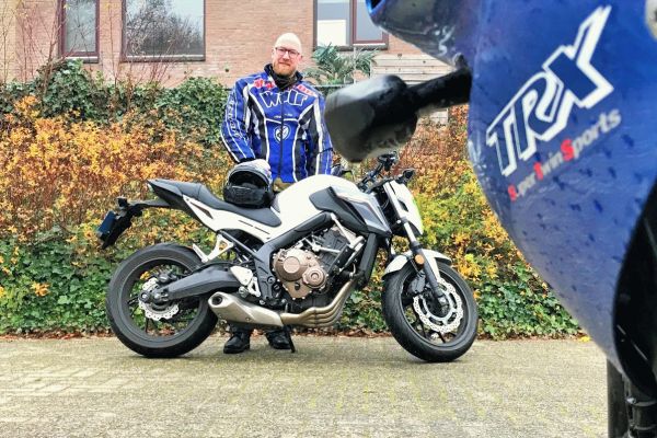 Ben uit Hilversum is geslaagd bij MotoJon Motorrijschool