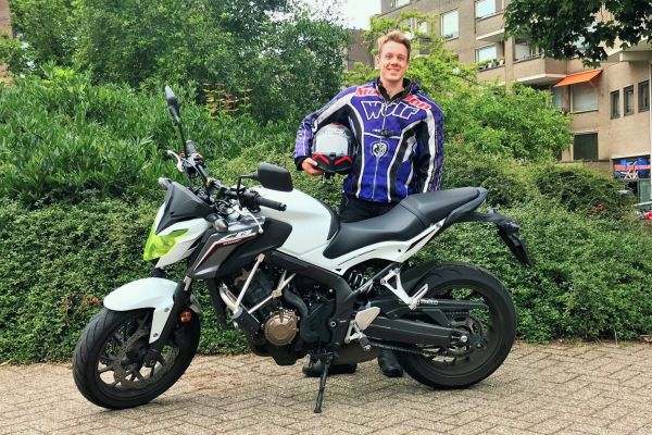 Eric uit Hilversum is geslaagd bij MotoJon Motorrijschool