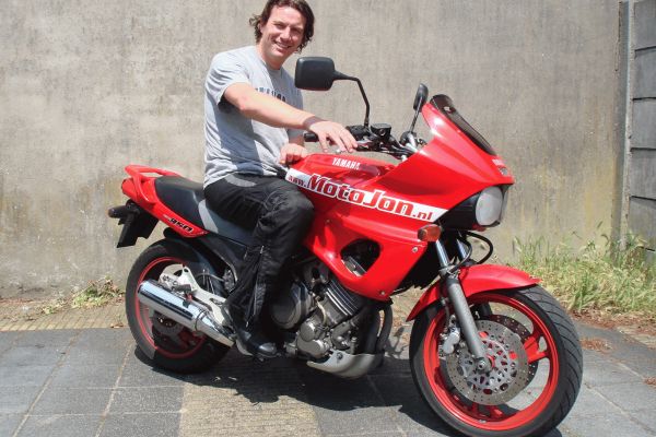 Marko uit Baarn is geslaagd bij MotoJon Motorrijschool