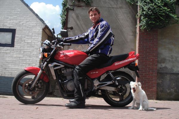 Maarten uit Hilversum is geslaagd bij MotoJon Motorrijschool