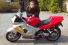 Karin uit Hilversum is geslaagd bij MotoJon Motorrijschool
