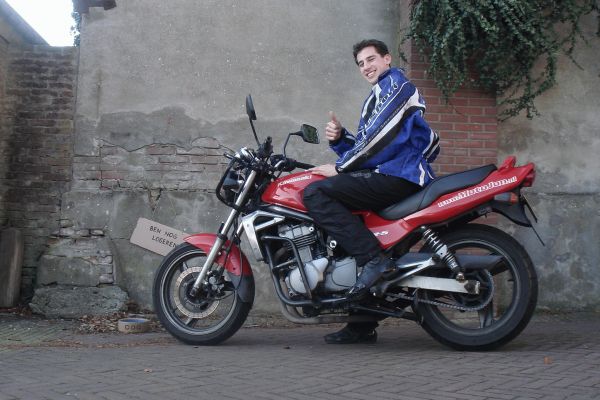 Frank uit Soest is geslaagd bij MotoJon Motorrijschool