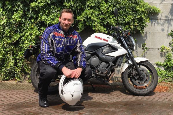 Jesper uit Hilversum is geslaagd bij MotoJon Motorrijschool