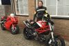 Barbara uit Bussum is geslaagd bij MotoJon Motorrijschool