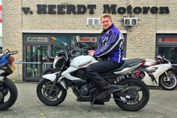 Reinoud uit Hilversum is geslaagd bij MotoJon Motorrijschool