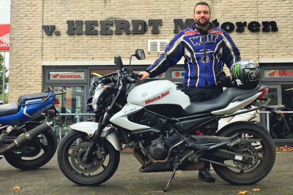 Frank uit Hilversum is geslaagd bij MotoJon Motorrijschool