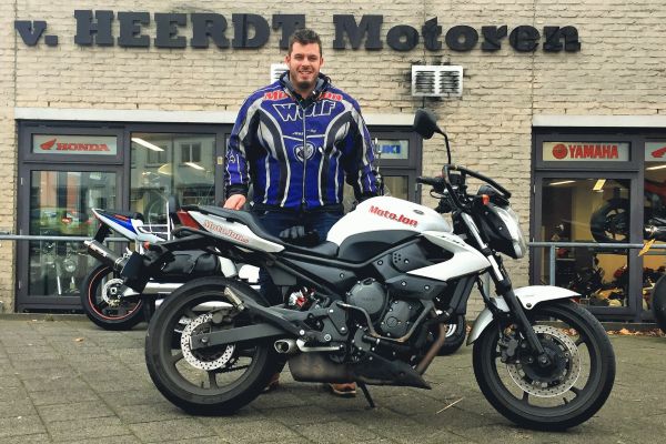 Nick uit Nederhorst den Berg is geslaagd bij MotoJon Motorrijschool