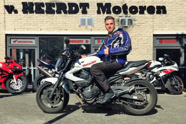Marco uit Hilversum is geslaagd bij MotoJon Motorrijschool