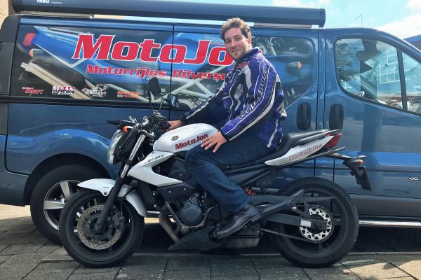 Paul uit Hilversum is geslaagd bij MotoJon Motorrijschool