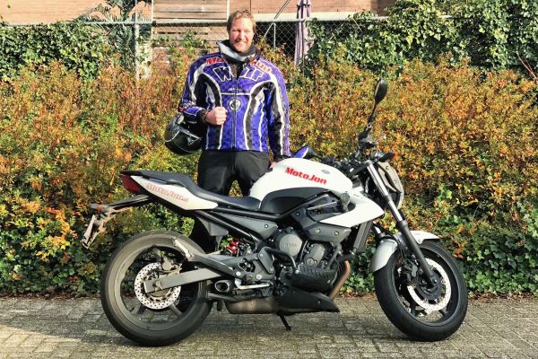 Jim uit Hilversum is geslaagd bij MotoJon Motorrijschool