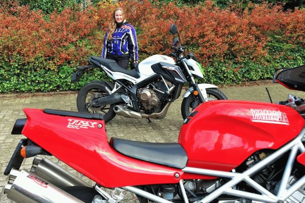 Lieke uit Hilversum is geslaagd bij MotoJon Motorrijschool