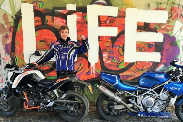 Martijn uit Hilversum is geslaagd bij MotoJon Motorrijschool