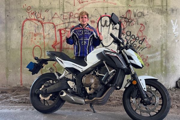 Olaf uit Hilversum is geslaagd bij MotoJon Motorrijschool
