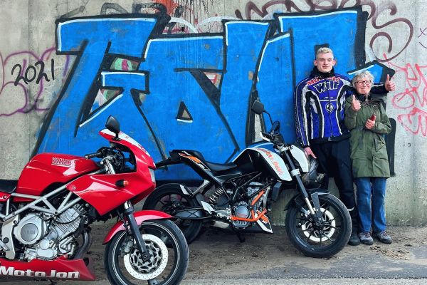 Wout uit Hilversum is geslaagd bij MotoJon Motorrijschool