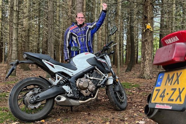 Jelmar uit Hilversum is geslaagd bij MotoJon Motorrijschool