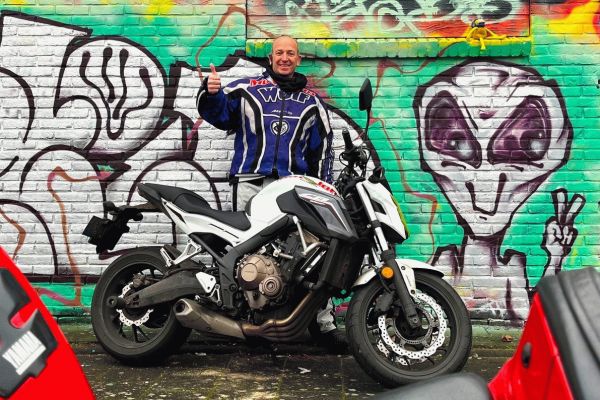 Onno uit Vreeland is geslaagd bij MotoJon Motorrijschool