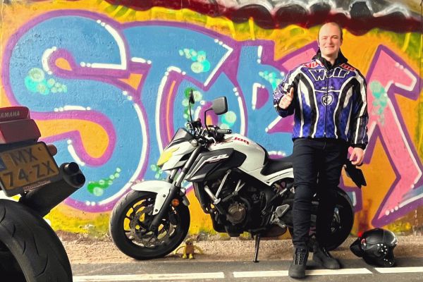 Christiaan uit Blaricum is geslaagd bij MotoJon Motorrijschool