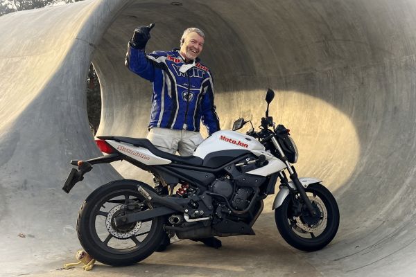 Marnix uit Amsterdam is geslaagd bij MotoJon Motorrijschool