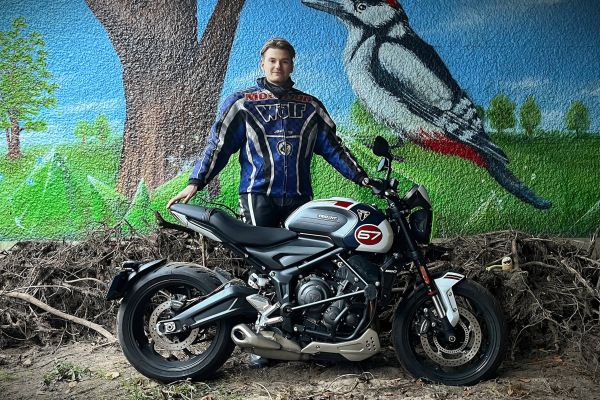 Thijs uit Diemen is geslaagd bij MotoJon Motorrijschool