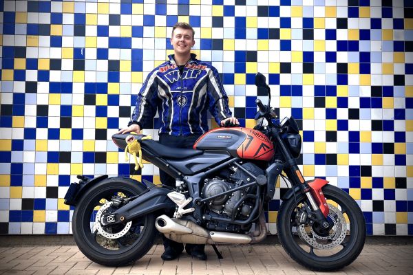 Owen uit Utrecht is geslaagd bij MotoJon Motorrijschool