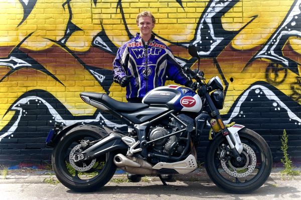 Tycho uit Nederhorst den Berg is geslaagd bij MotoJon Motorrijschool
