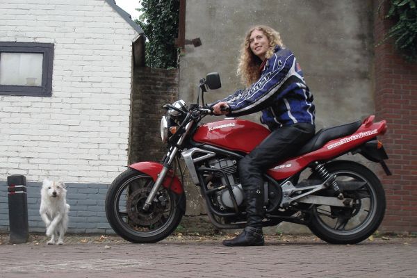 Alex uit Soest is geslaagd bij MotoJon Motorrijschool