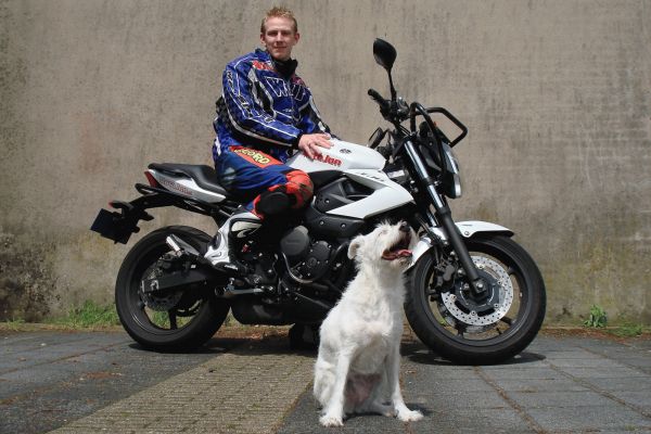 Lars uit Naarden is geslaagd bij MotoJon Motorrijschool