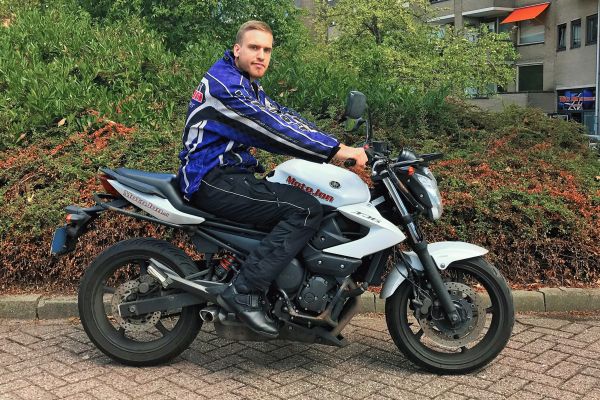 Wijnand uit Loosdrecht is geslaagd bij MotoJon Motorrijschool