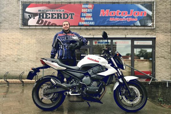 Raoul uit Kortenhoef is geslaagd bij MotoJon Motorrijschool